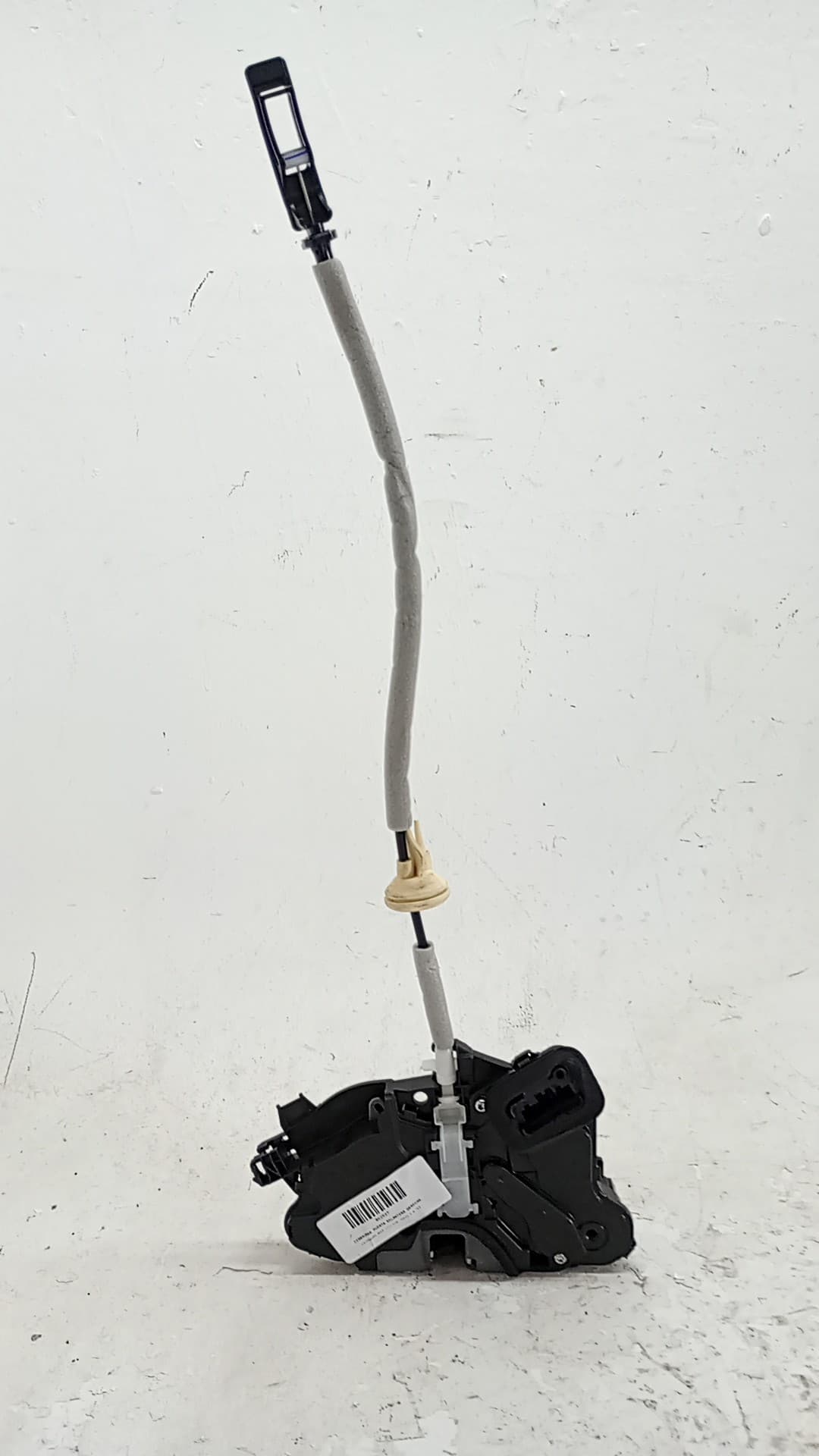 Cerradura puerta delantera derecha VOLKSWAGEN GOLF VIII LIM