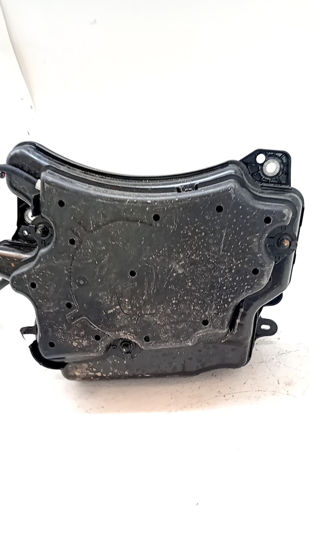 Deposito adblue VOLKSWAGEN GOLF VIII LIM 5