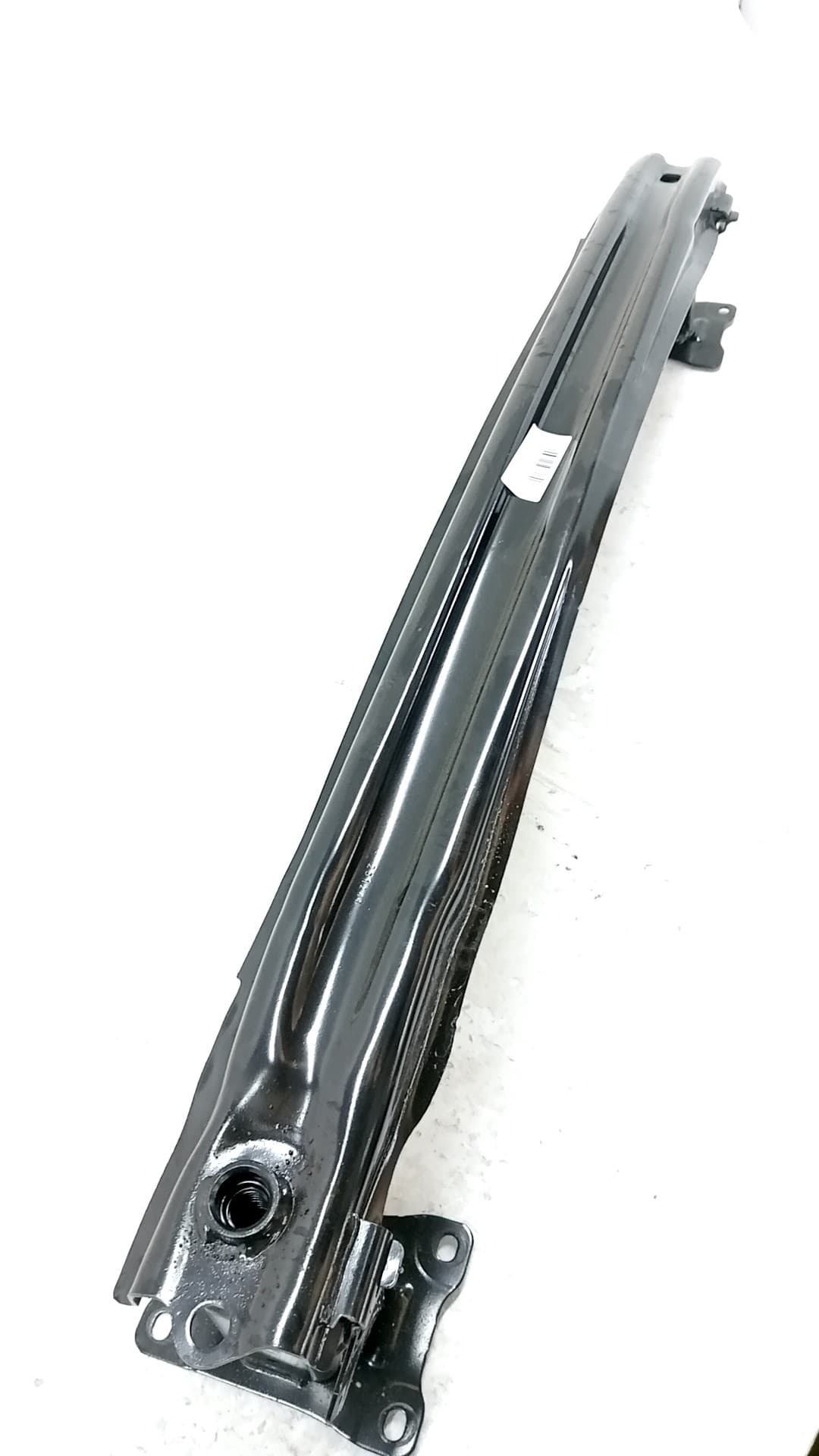 Refuerzo paragolpes trasero VOLKSWAGEN GOLF VIII LIM
