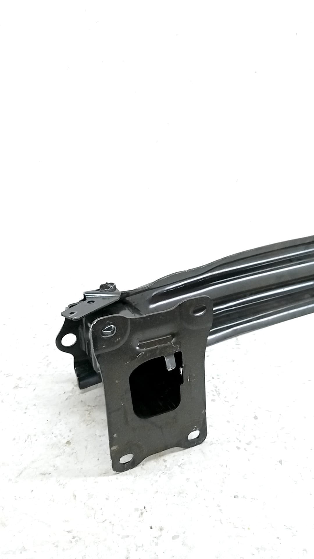 Refuerzo paragolpes trasero VOLKSWAGEN GOLF VIII LIM 3