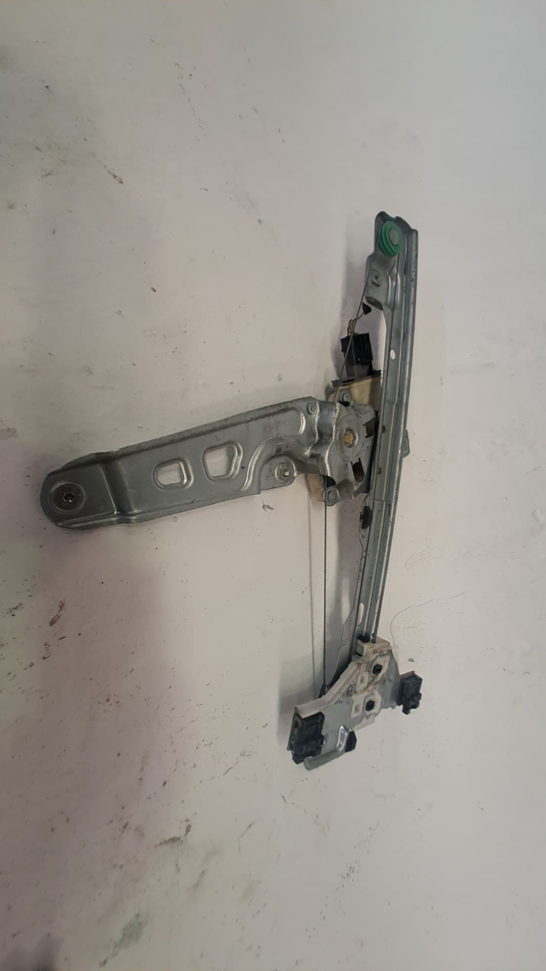 Elevalunas delantero izquierdo PEUGEOT 3008 2