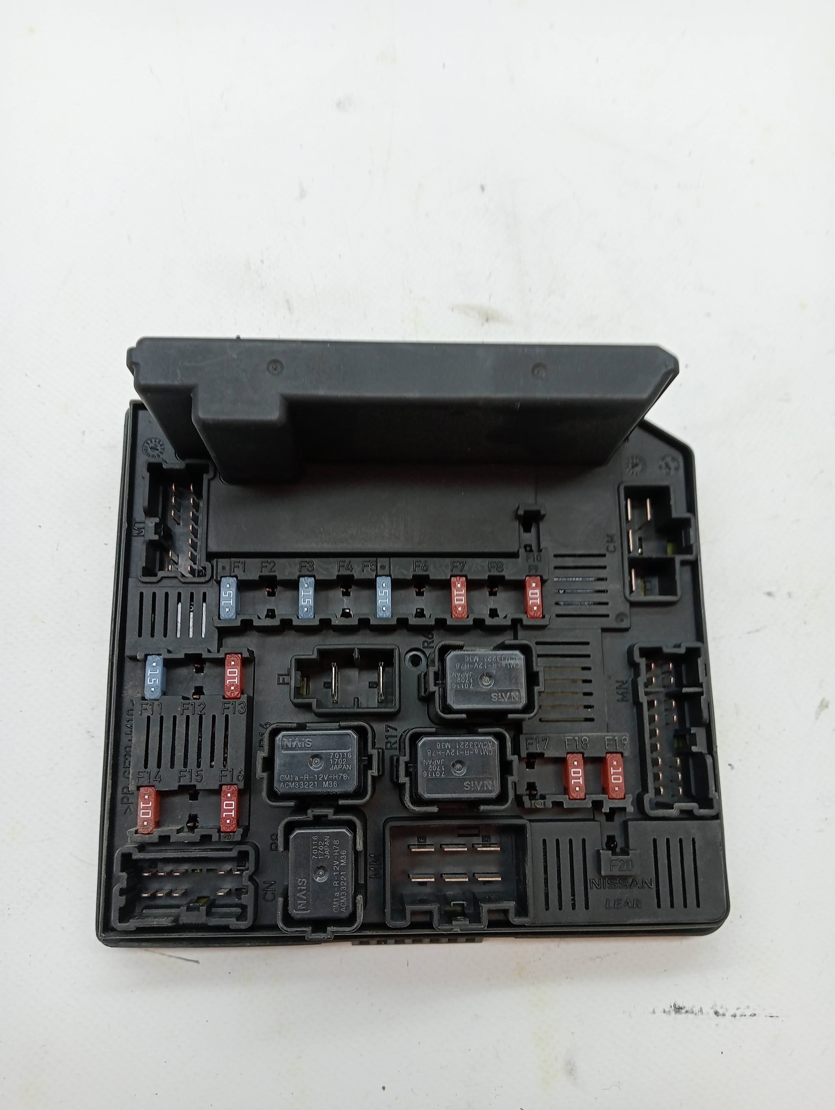 Caja reles / fusibles NISSAN QASHQAI (J10) 3
