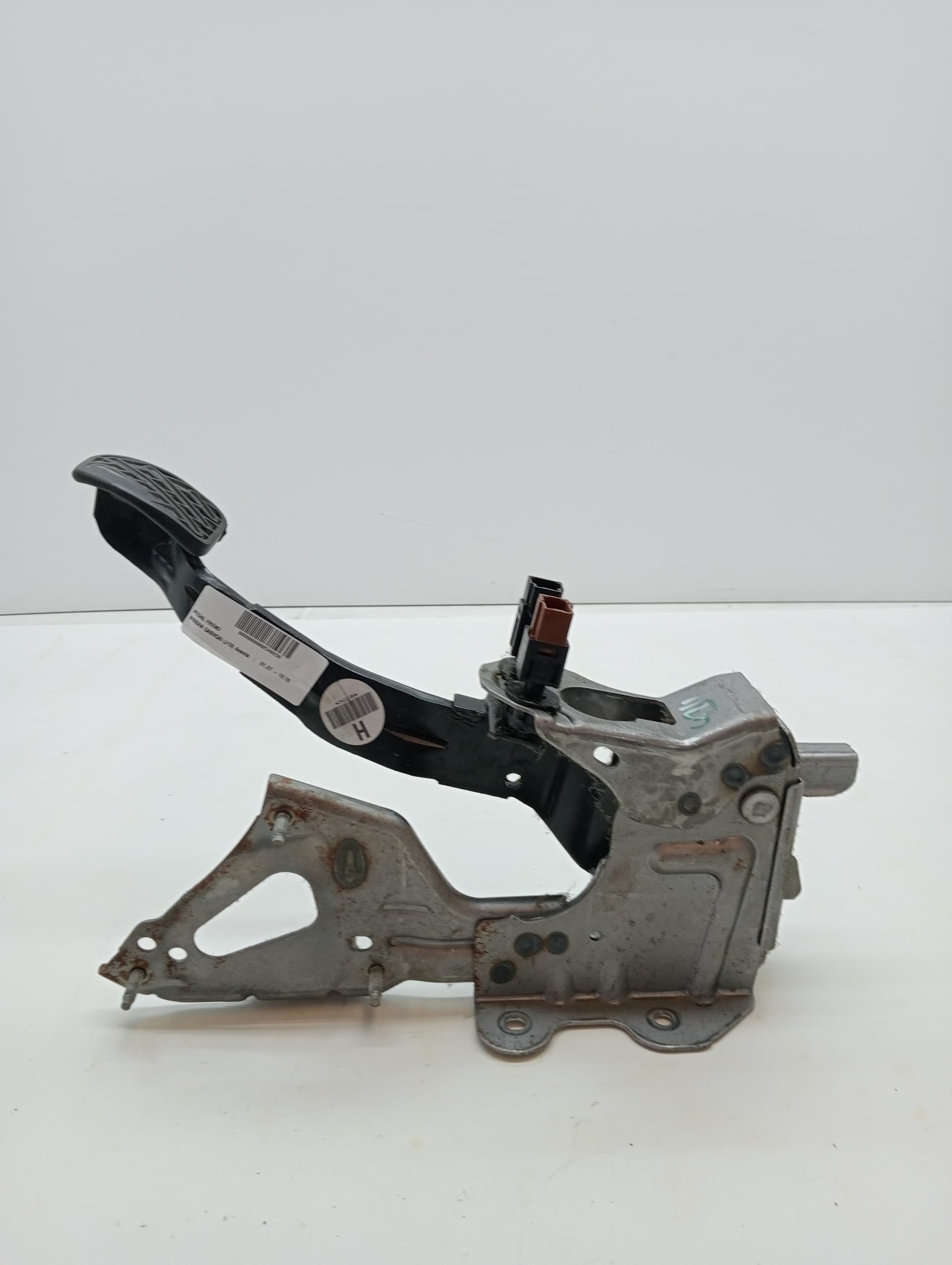 Pedal freno NISSAN QASHQAI (J10)