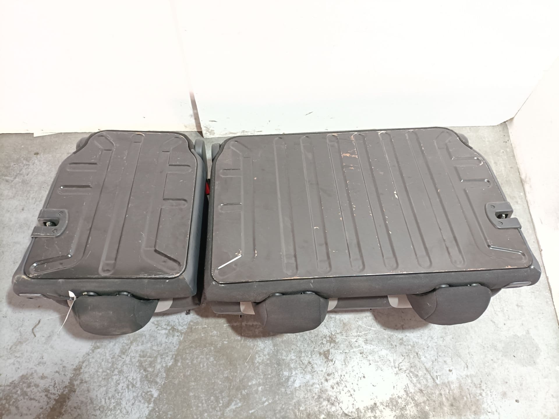 Cerradura asientos traseros PEUGEOT PARTNER KOMBI 2