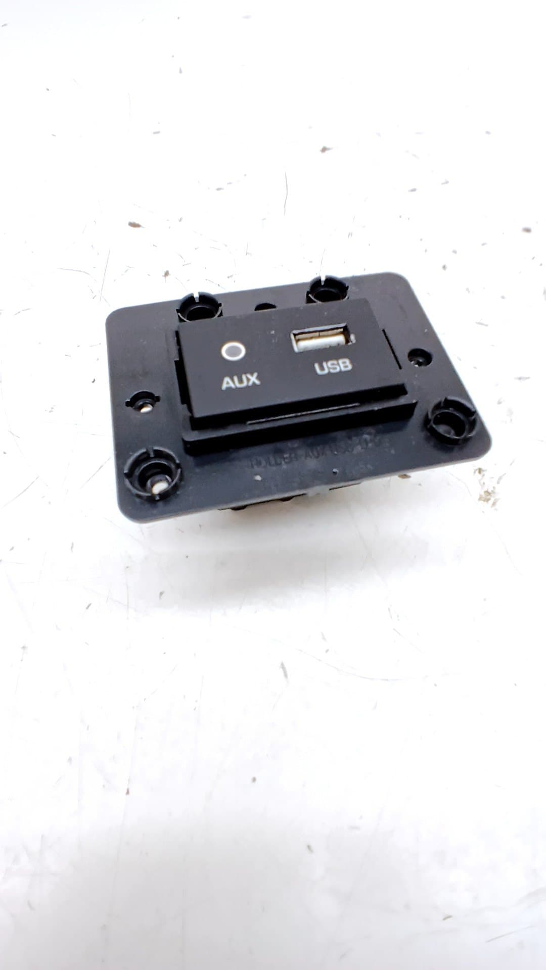 Recambio HYUNDAI IONIQ ref. 96120G2050