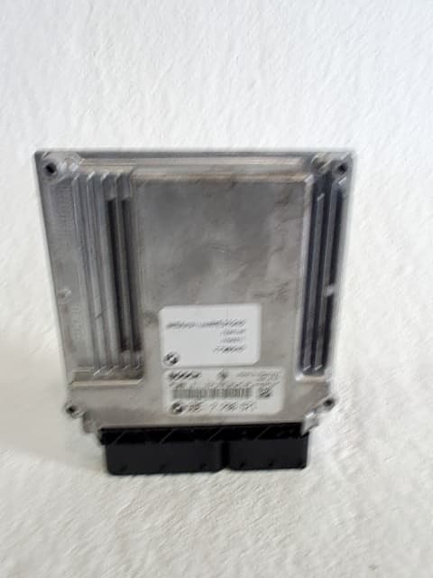 Centralita motor uce BMW X3 (E83)