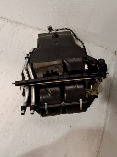 Mueble interior calefaccion BMW X3 (E83)