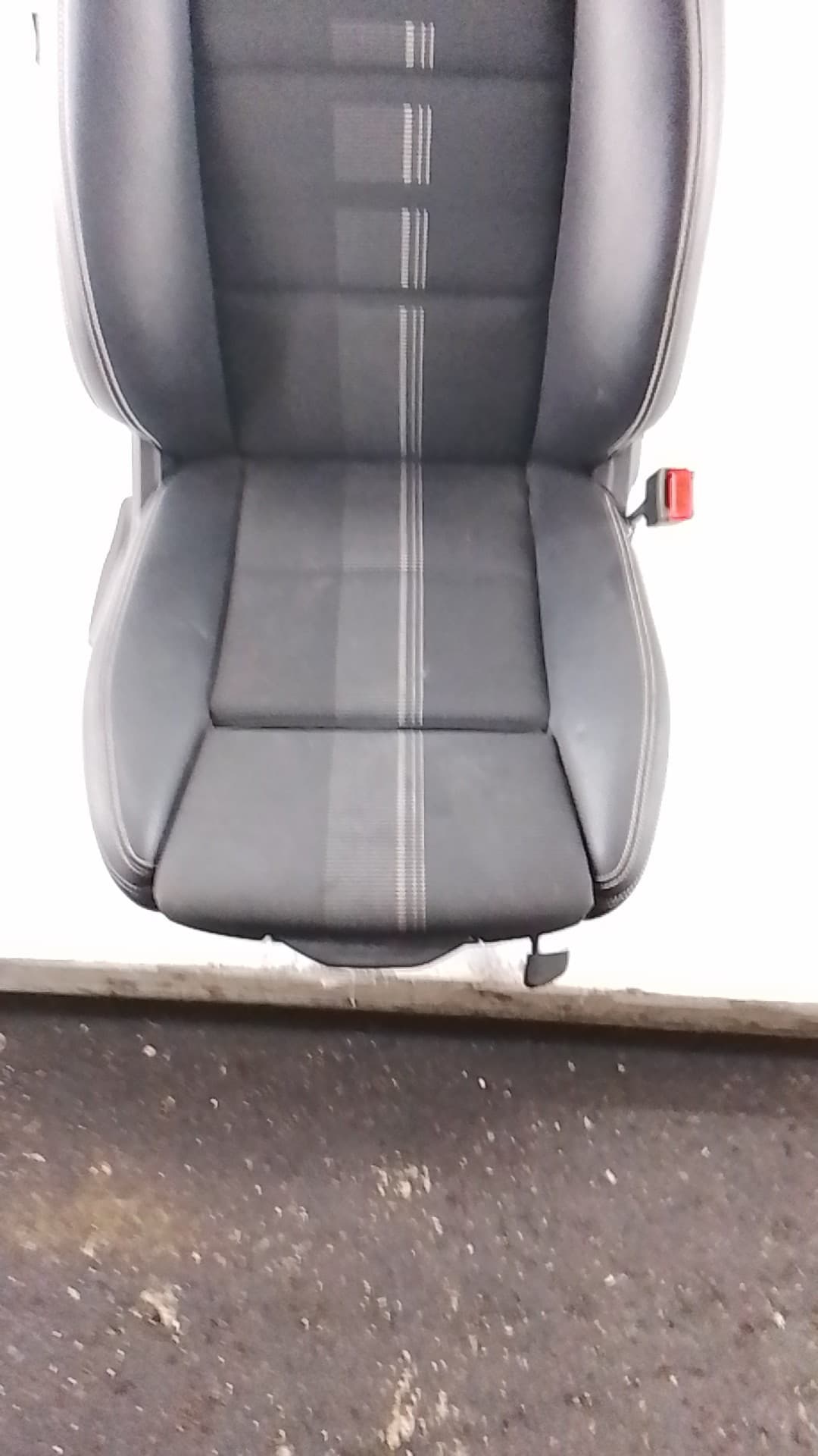 Asiento delantero derecho MERCEDES-BENZ CLASE A (W169) 4