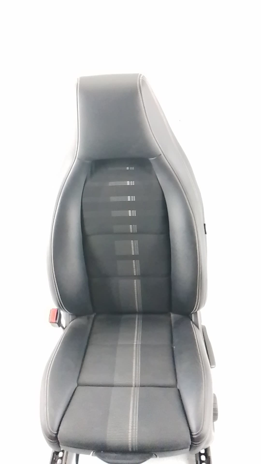 Asiento delantero izquierdo MERCEDES-BENZ CLASE A (W169) 3