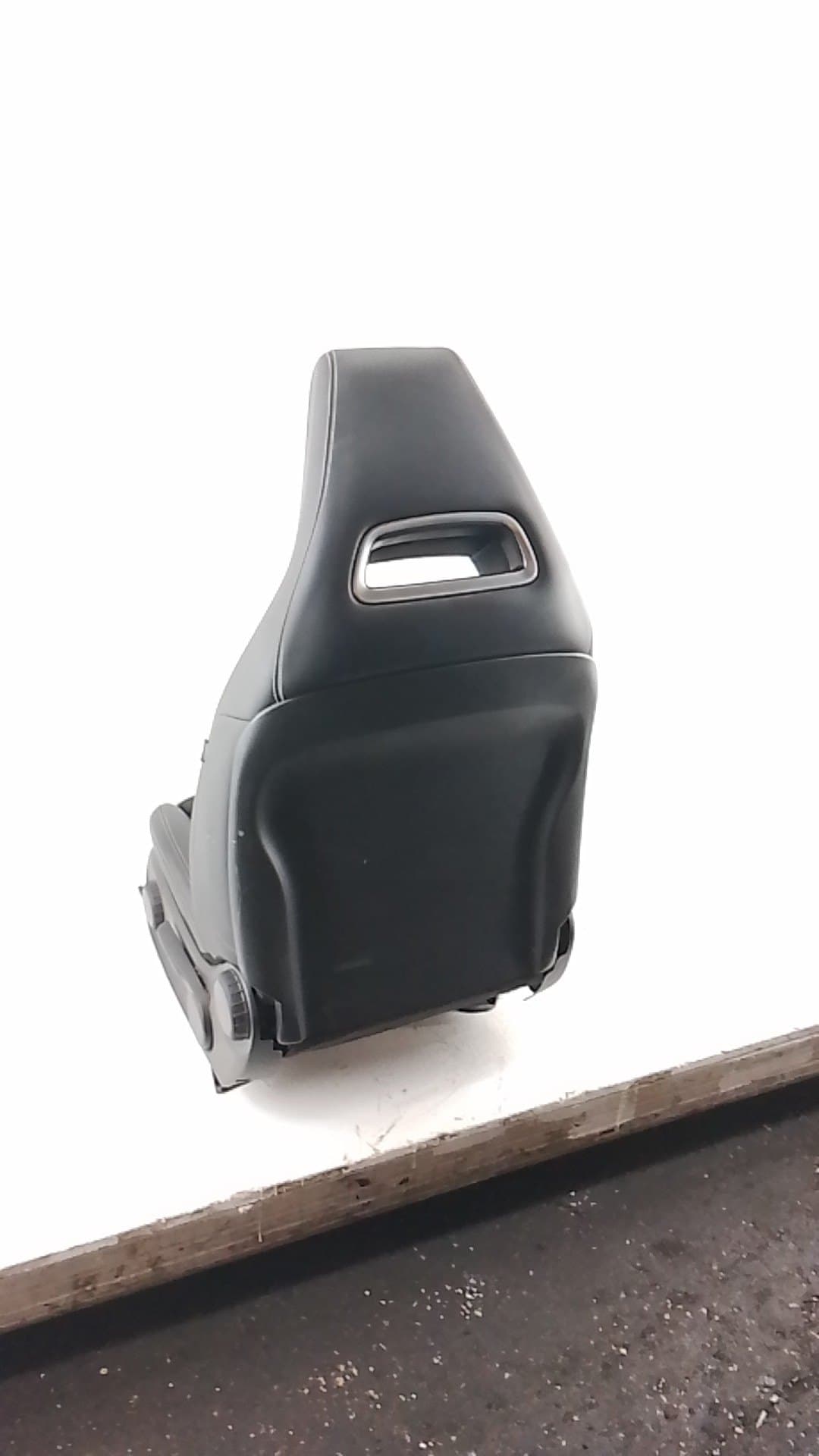 Asiento delantero izquierdo MERCEDES-BENZ CLASE A (W169) 2