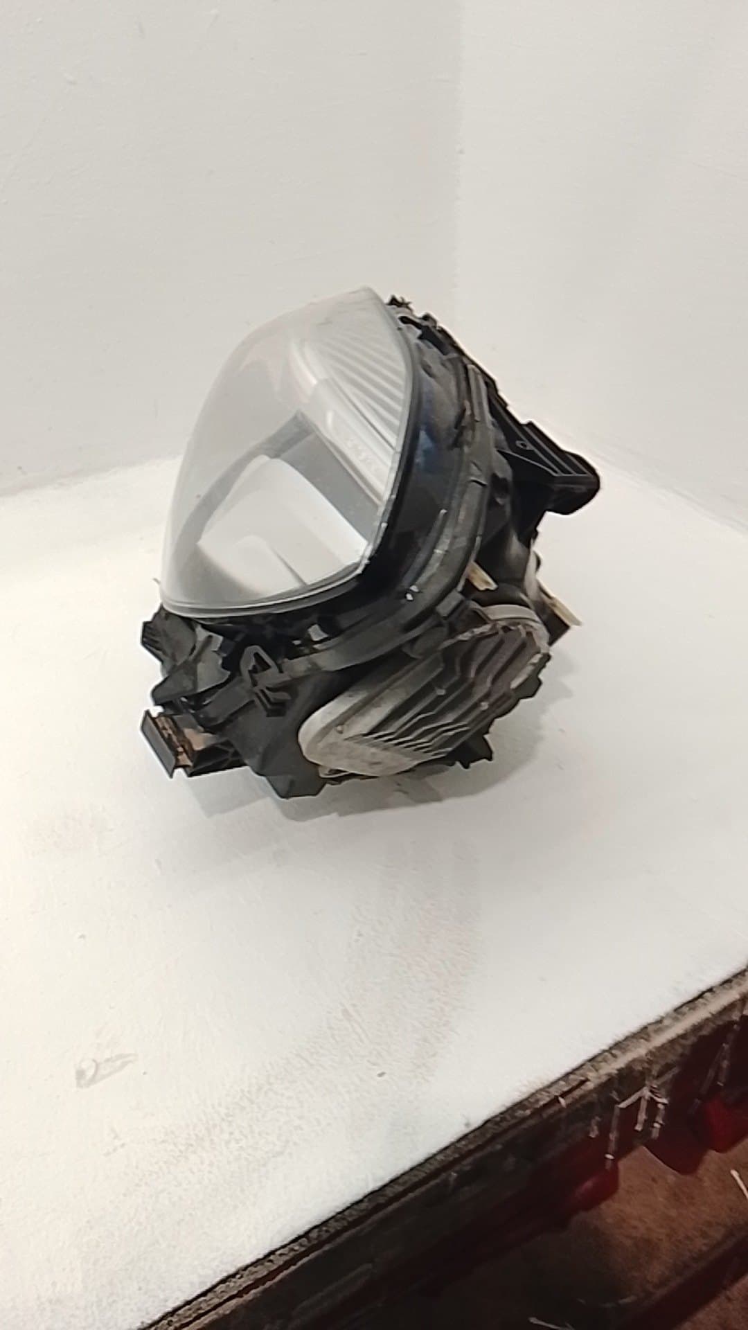 Faro izquierdo MERCEDES-BENZ CLASE A (W169) 2