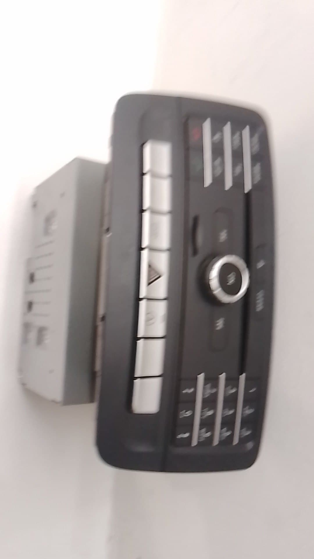 Sistema audio / radio cd MERCEDES-BENZ CLASE A (W169)