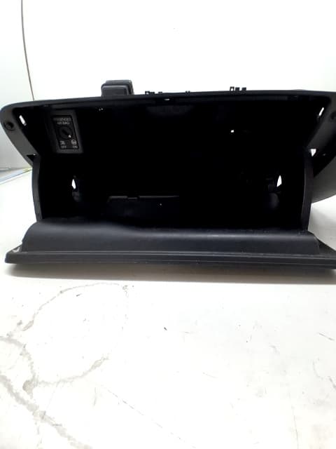 Guantera SKODA RAPID 3