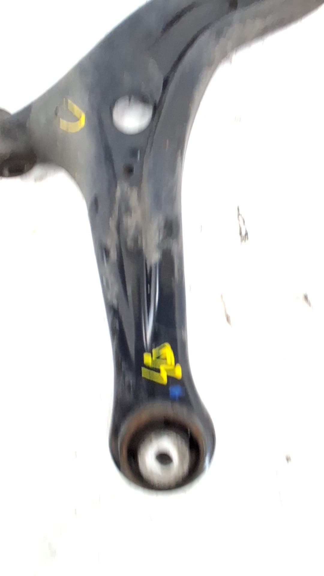 Brazo suspension inferior delantero derecho FORD TRANSIT COURIER 2