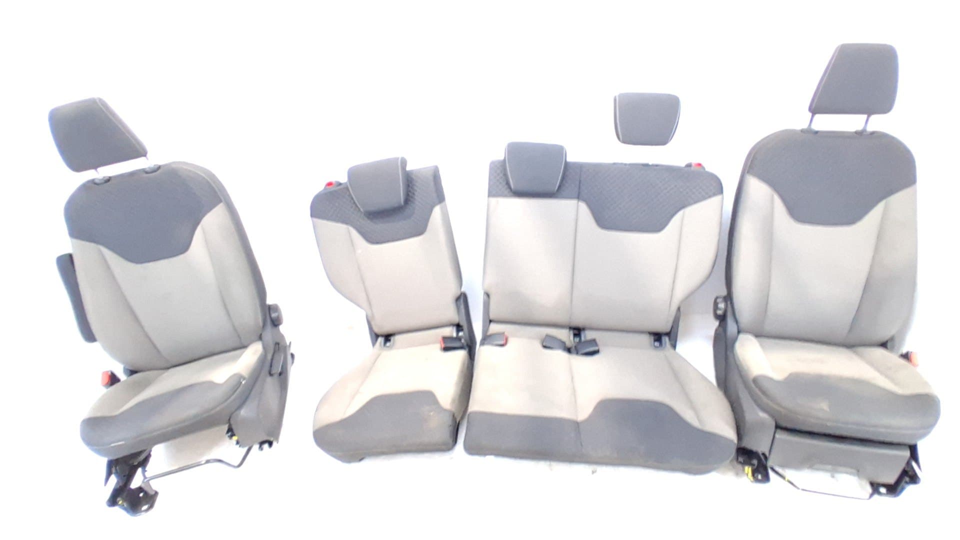 Juego asientos completo FORD TRANSIT COURIER