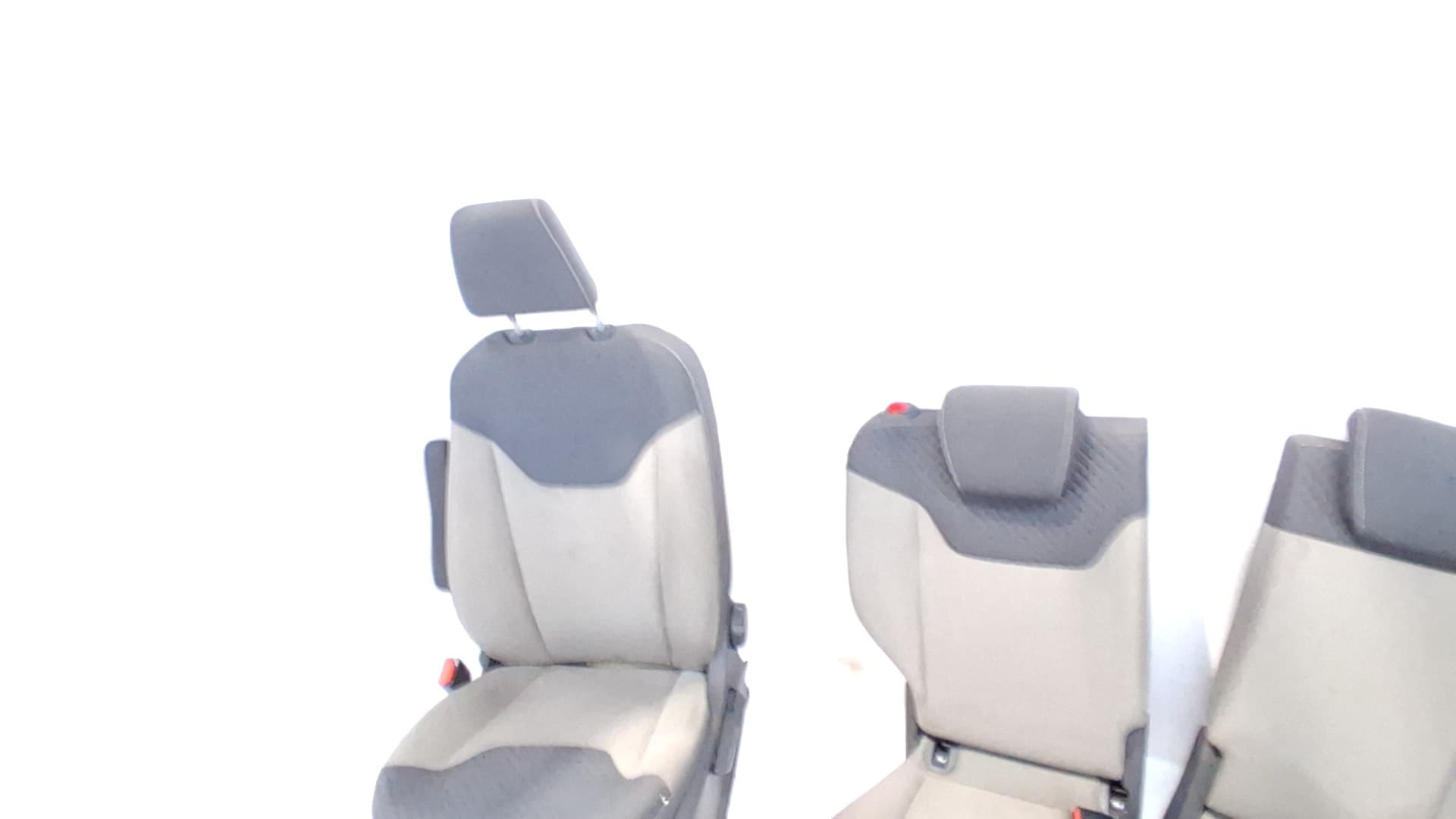 Juego asientos completo FORD TRANSIT COURIER 3