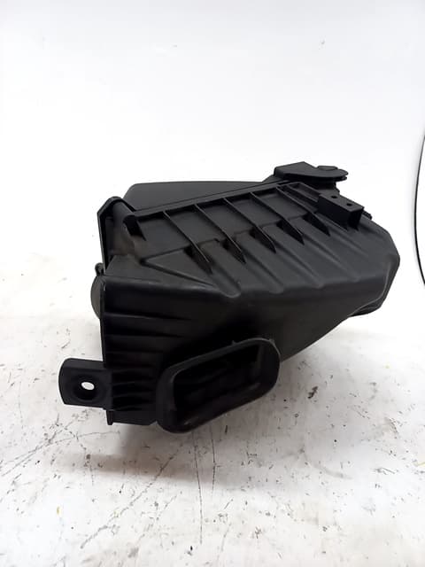 Caja filtro aire AUDI A4 B7 (8EC) 3
