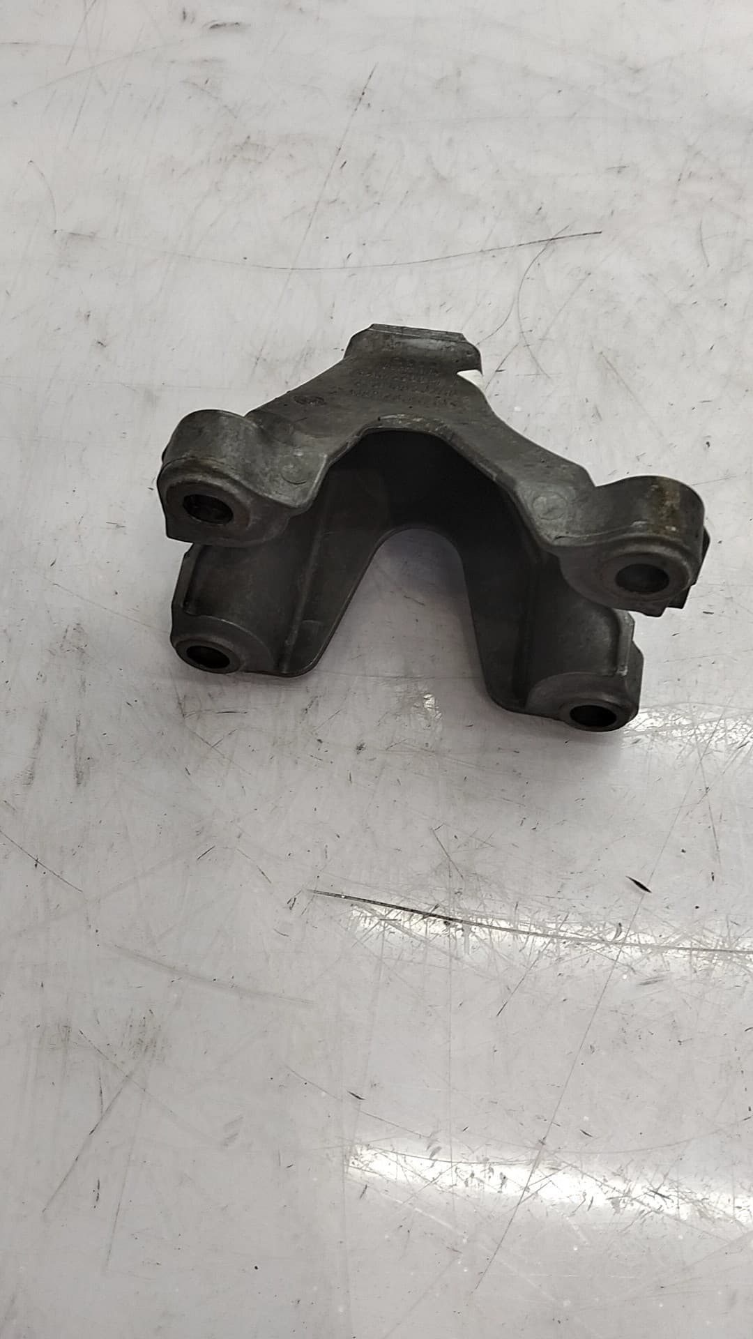 Soporte motor AUDI A4 B7 (8EC) 3
