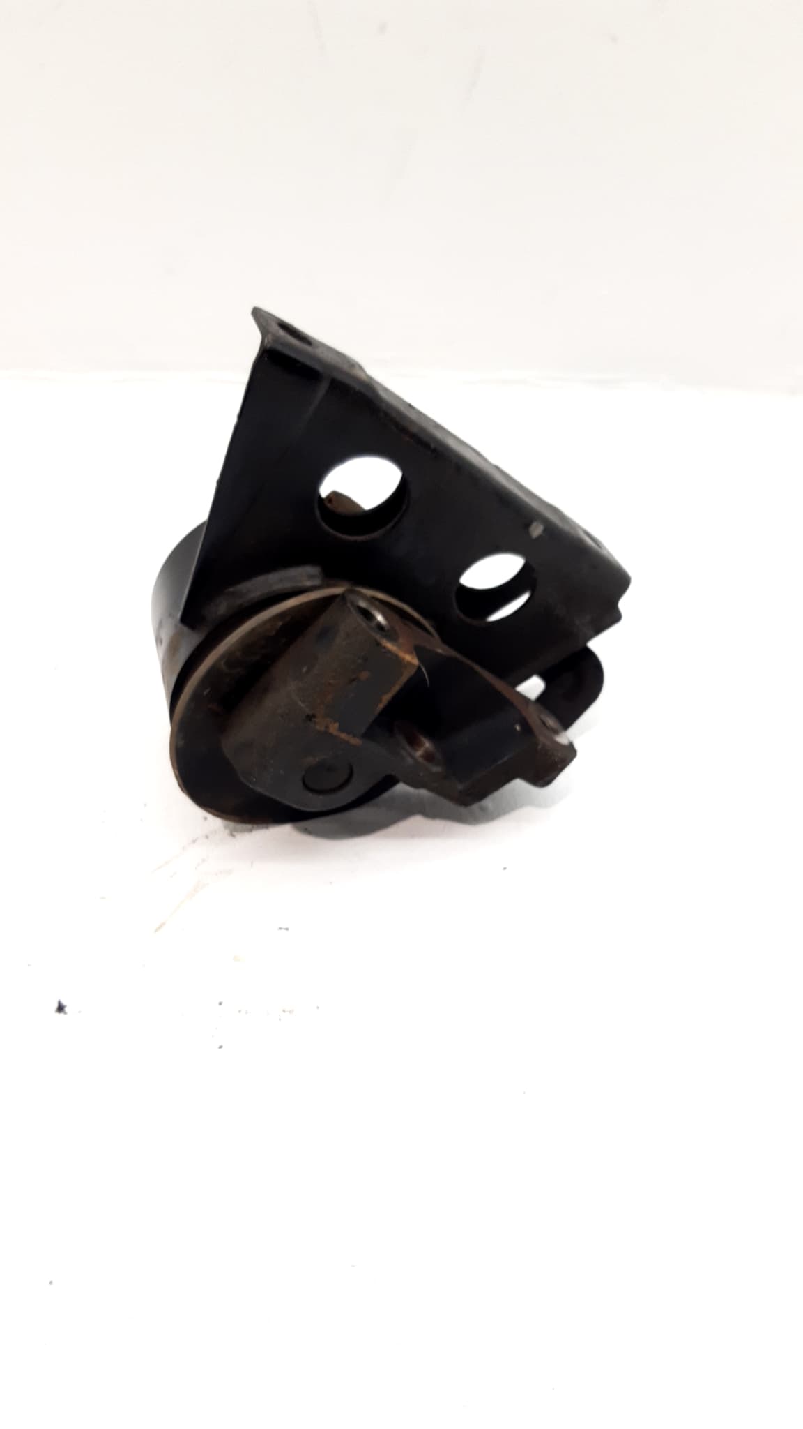 Soporte motor izquierdo NISSAN X-TRAIL (T30) 2