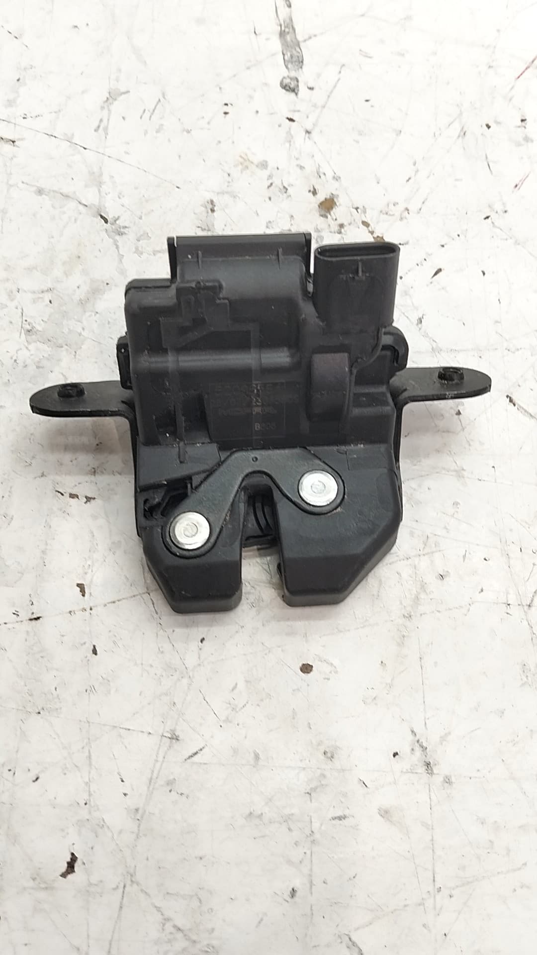 Cerradura maletero / porton FIAT 500E 3