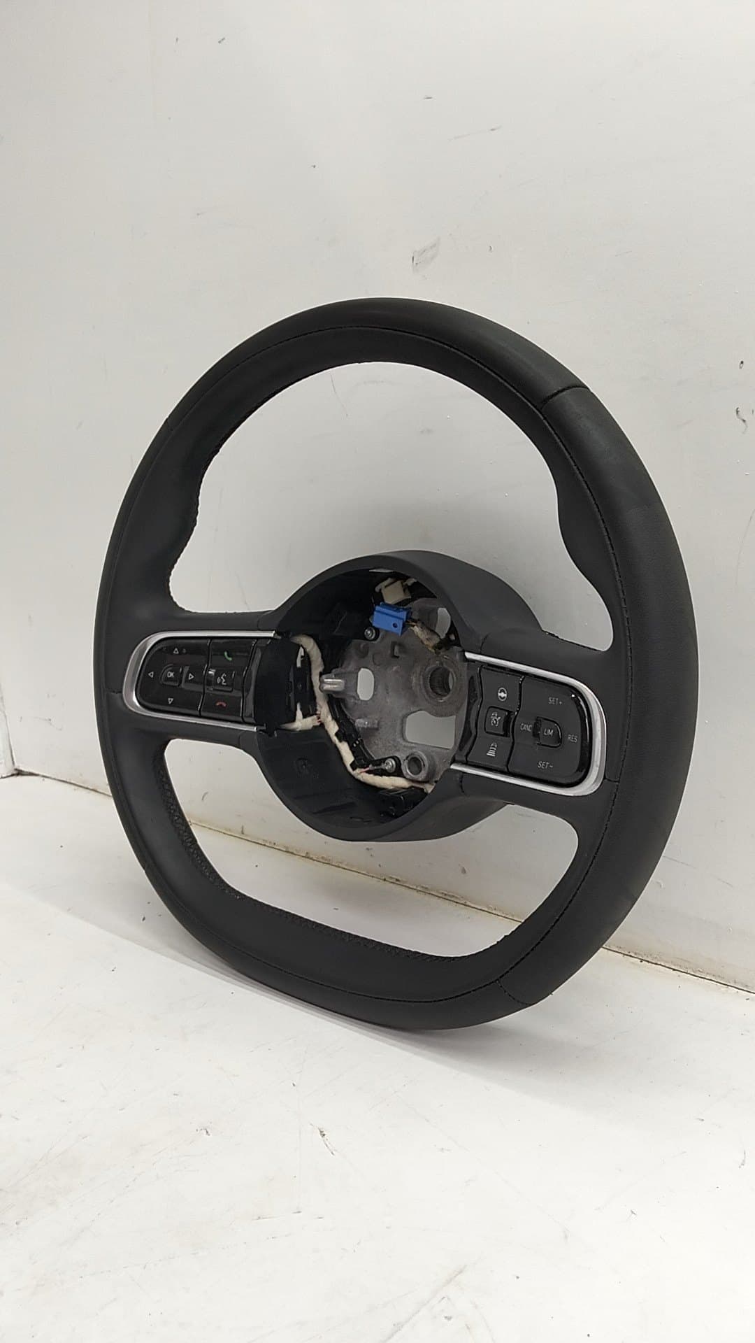 Volante FIAT 500E 5
