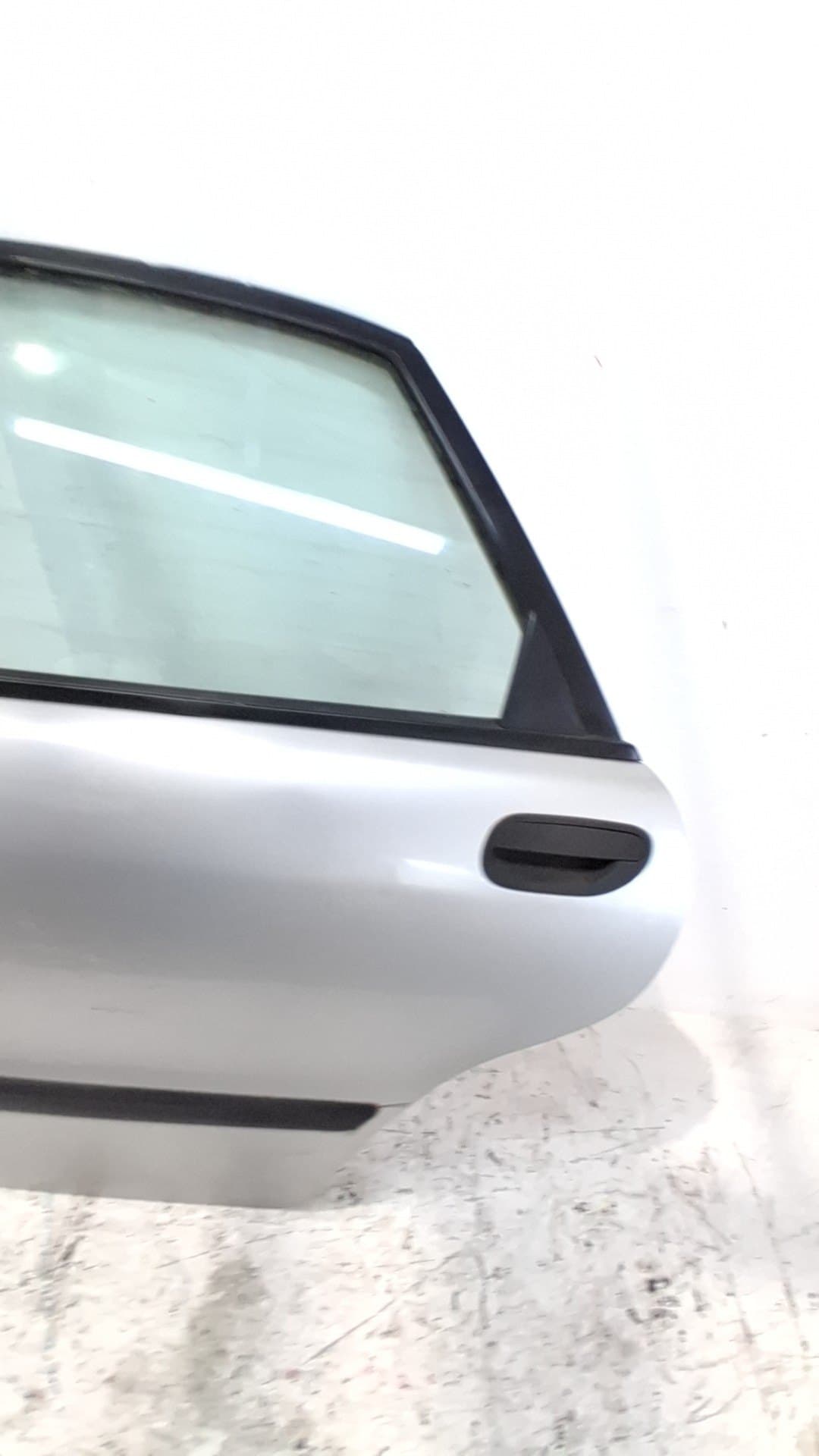 Puerta trasera izquierda VOLVO S40 BERLINA 3