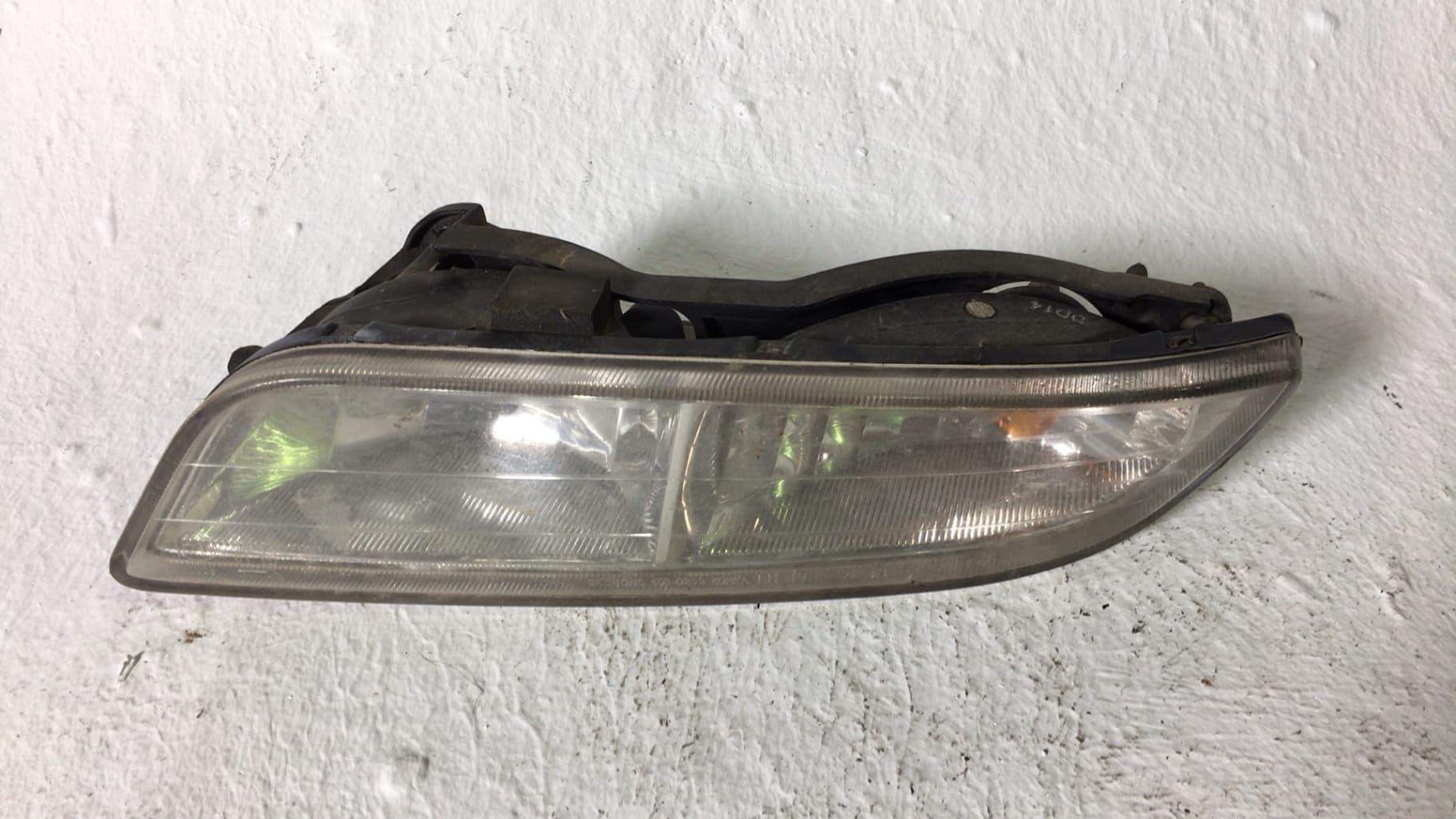 Faro antiniebla izquierdo SSANGYONG REXTON