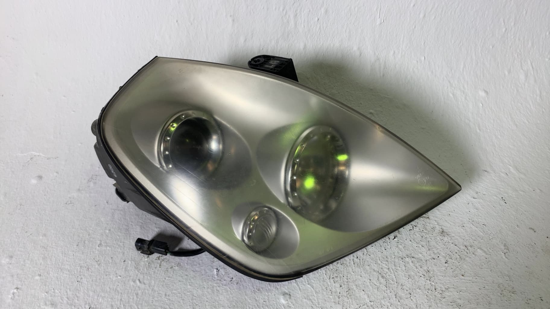 Faro derecho SSANGYONG REXTON