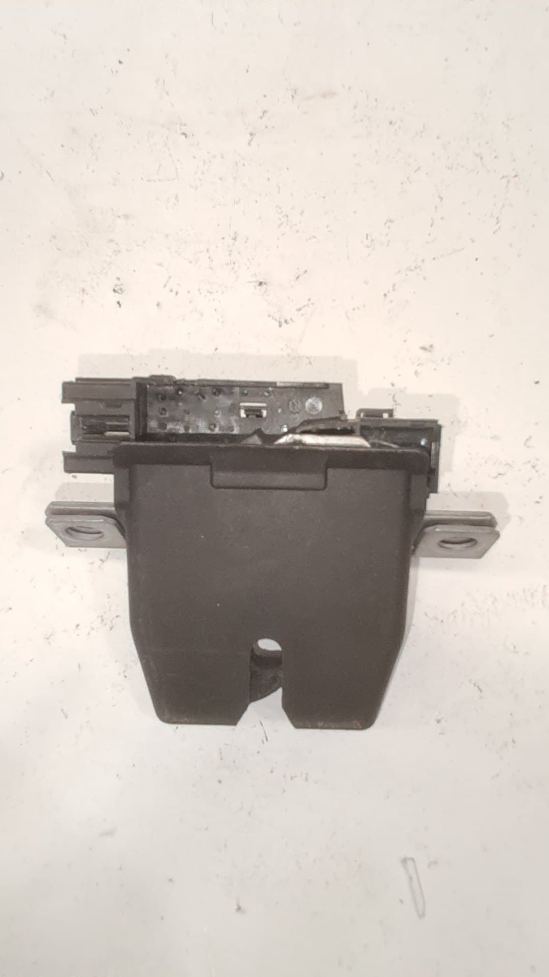Cerradura maletero / porton FORD KUGA (CBS) 2