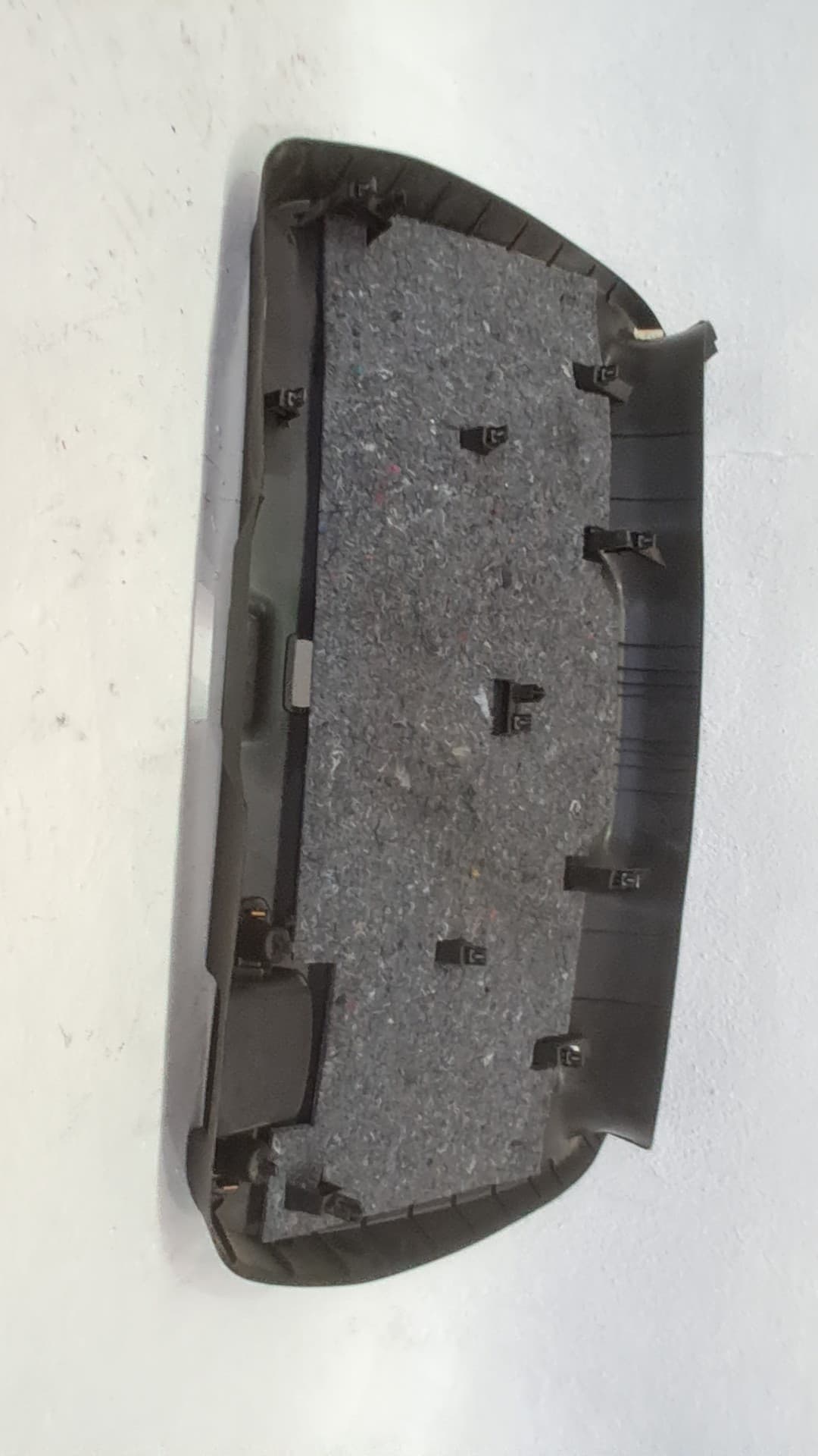 Guarnecido porton trasero FORD KUGA (CBS) 2