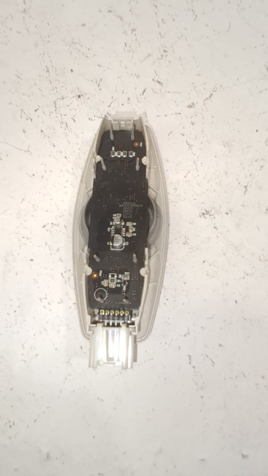 Luz interior FORD KUGA (CBS) 2