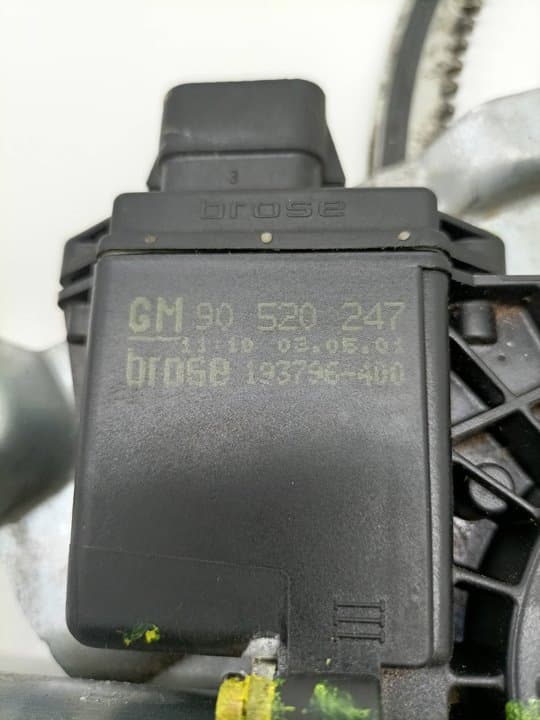 Elevalunas delantero izquierdo OPEL OMEGA B 3