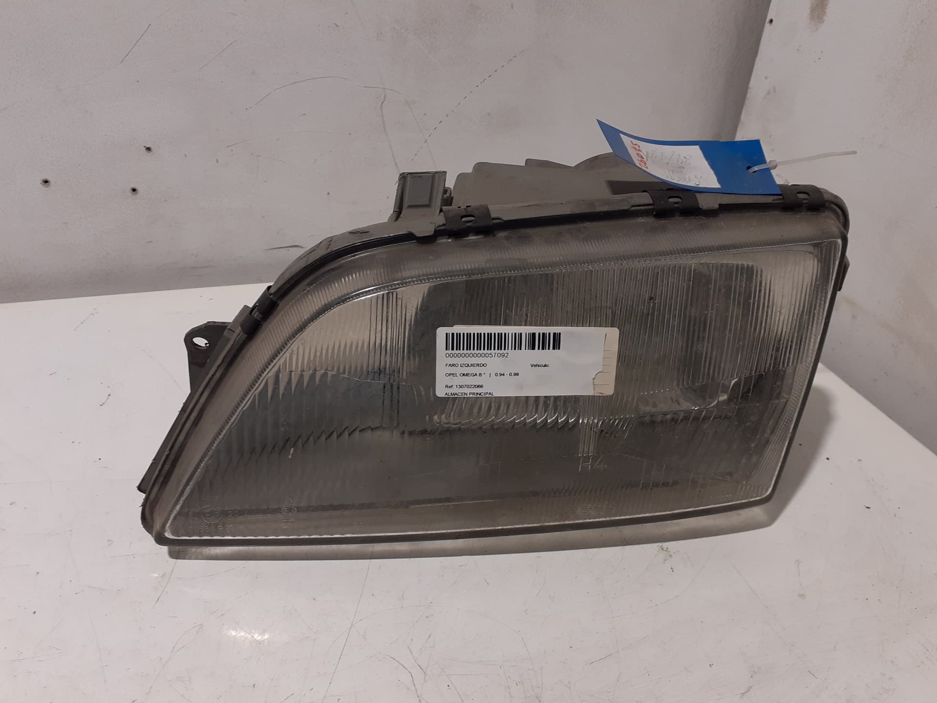 Faro izquierdo OPEL OMEGA B