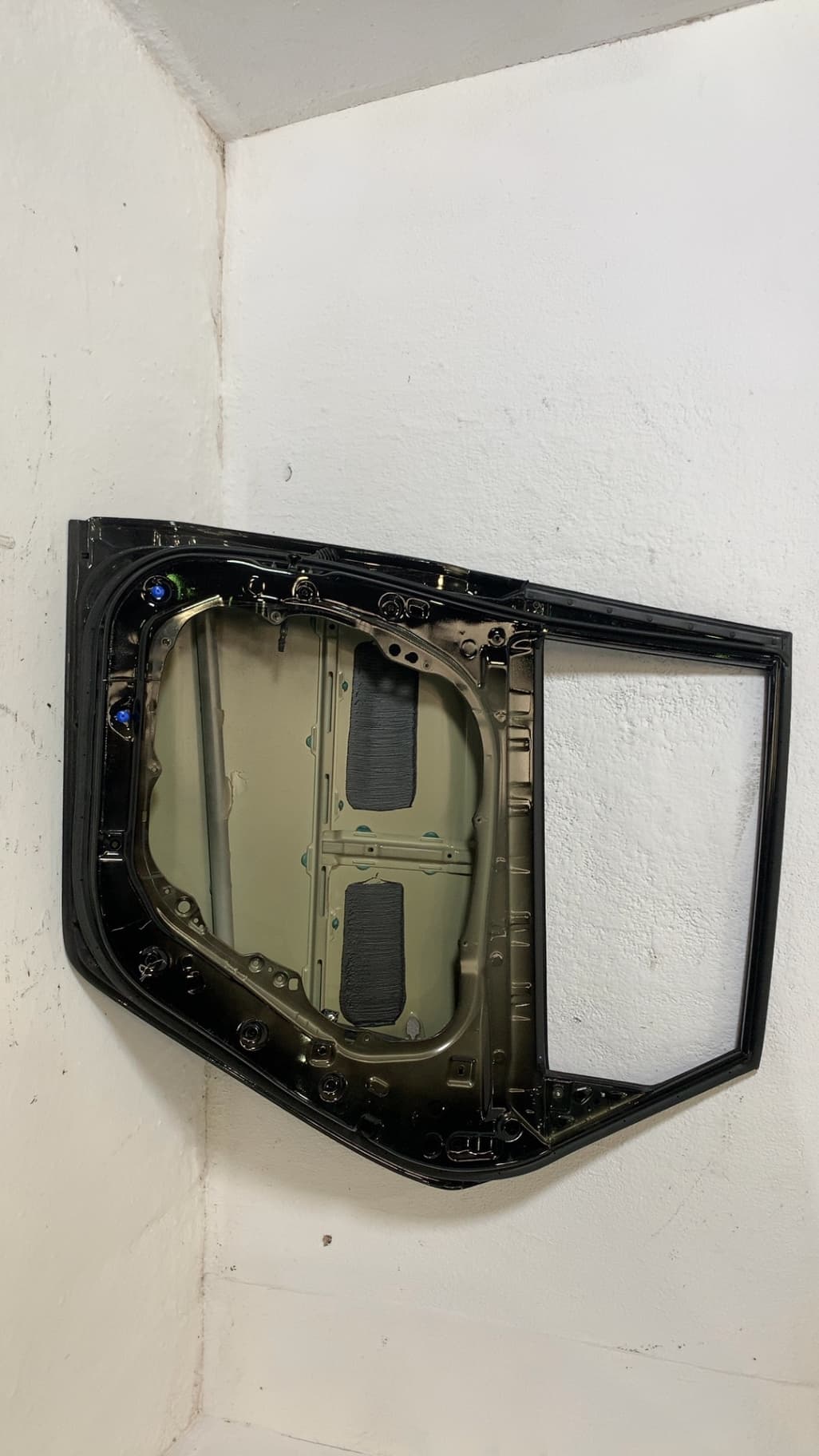 Puerta trasera derecha KIA CARENS 2