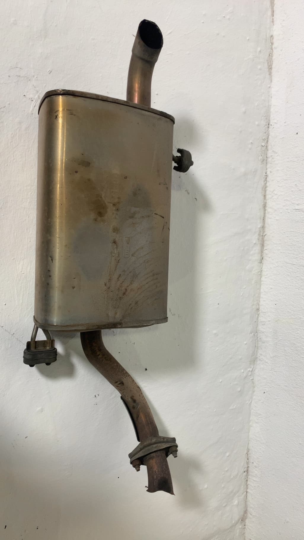 Silenciador trasero KIA CARENS