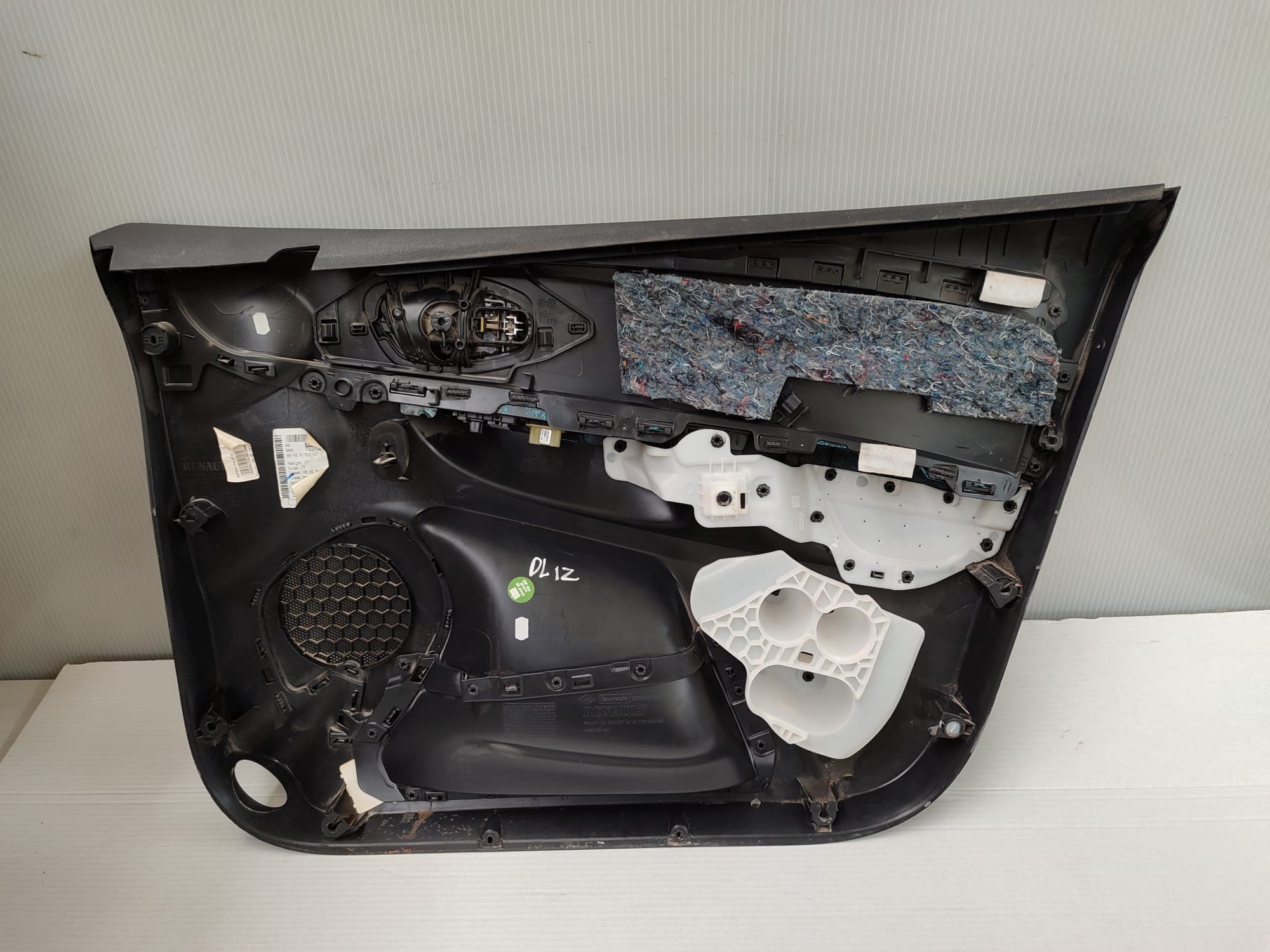 Recambio RENAULT CLIO IV ref. 809017825R
