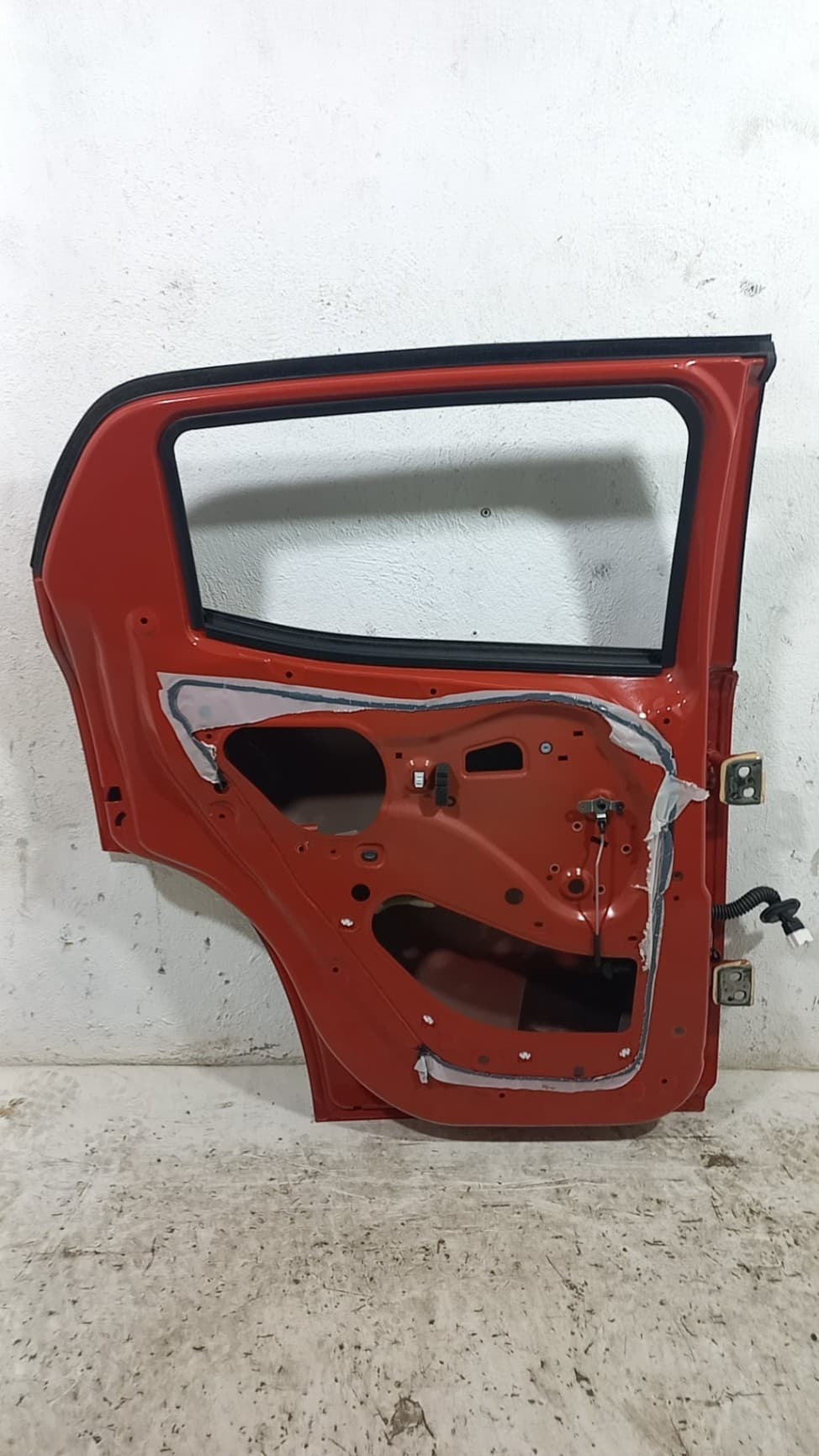 Puerta trasera izquierda DACIA SPRING 2