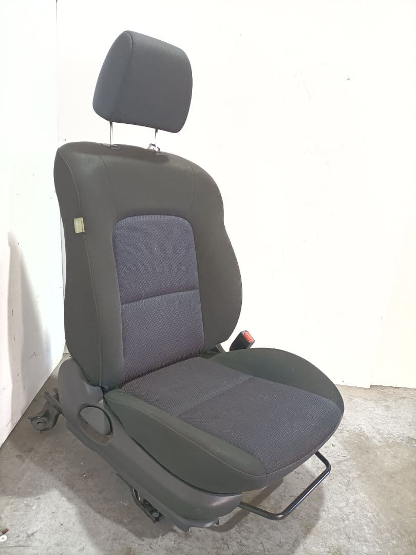 Asiento delantero derecho MAZDA 3 BERLINA (BK) 5