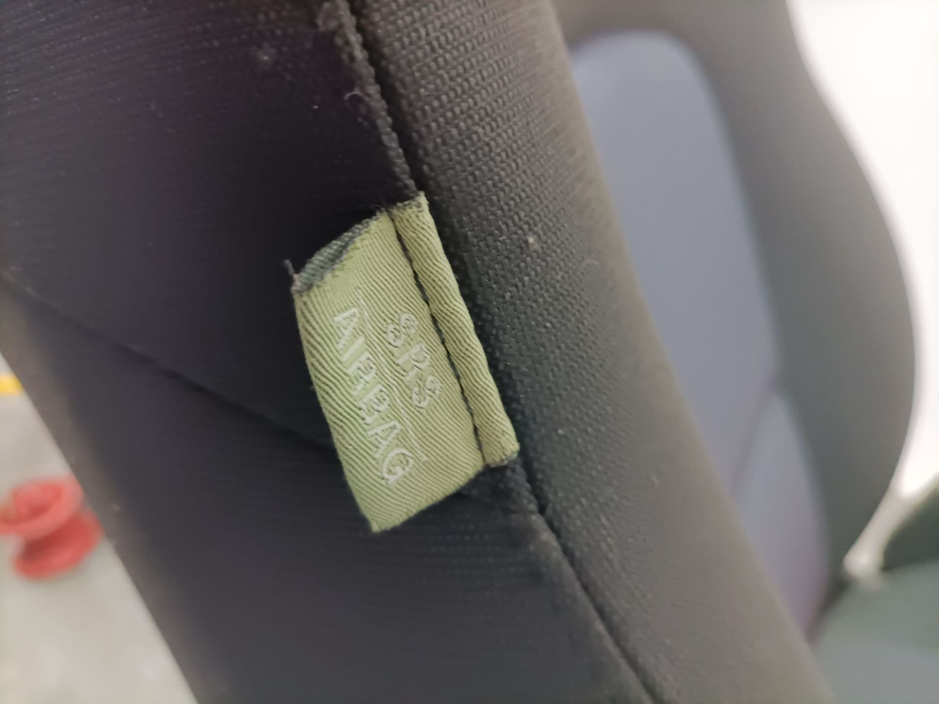 Asiento delantero derecho MAZDA 3 BERLINA (BK) 2