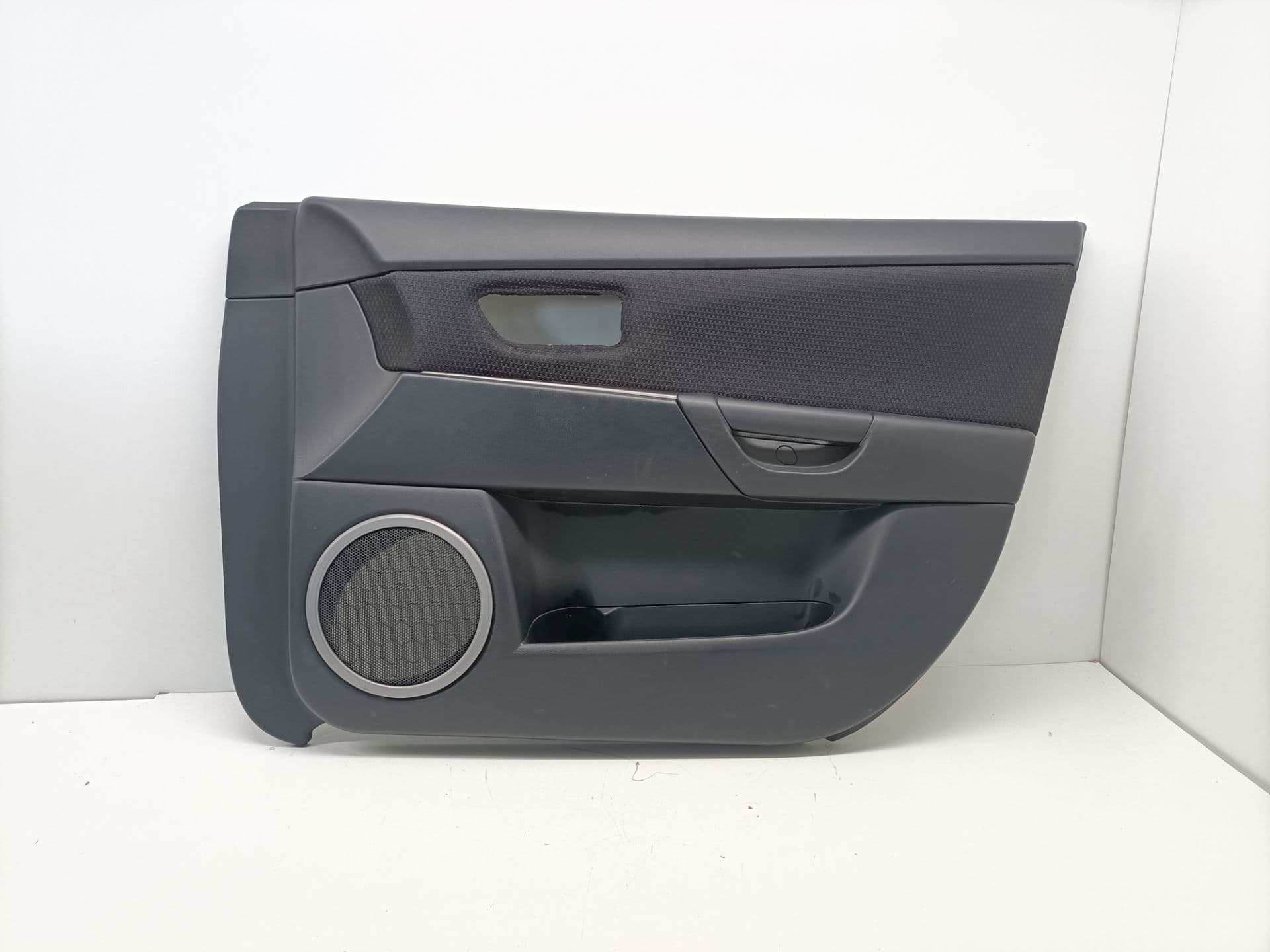 Guarnecido puerta delantera derecha MAZDA 3 BERLINA (BK)