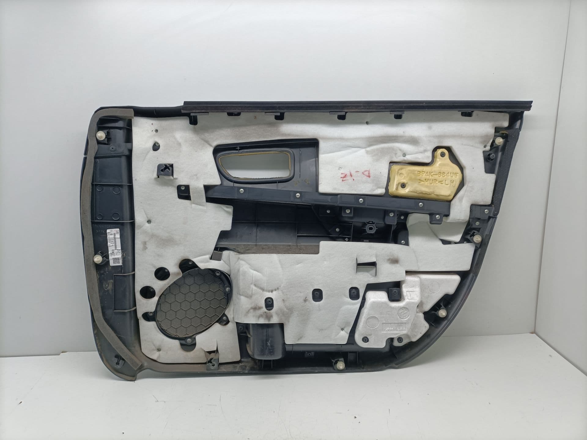 Recambio MAZDA 3 BERLINA (BK) ref. BS3H68450B02 3