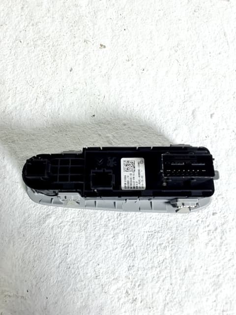 Mando elevalunas delantero izquierdo PEUGEOT 308 3