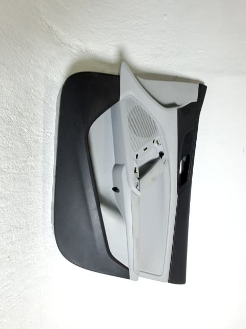 Guarnecido puerta delantera derecha PEUGEOT 308