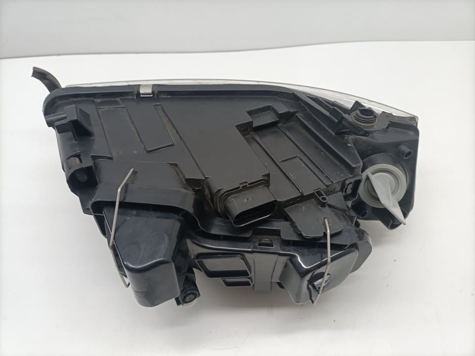 Faro izquierdo AUDI A6 BERLINA (4B2) 4
