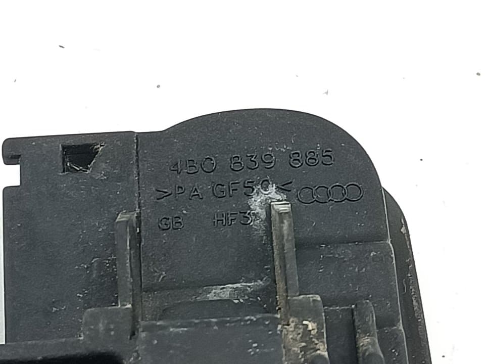 Maneta exterior delantera derecha AUDI A6 BERLINA (4B2) 2