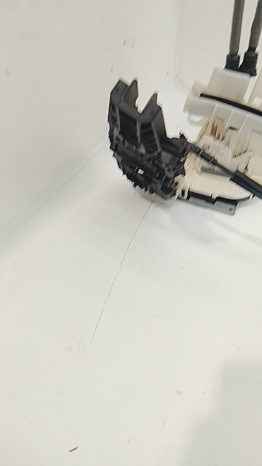 Cerradura puerta lateral derecha JEEP RENEGADE 4