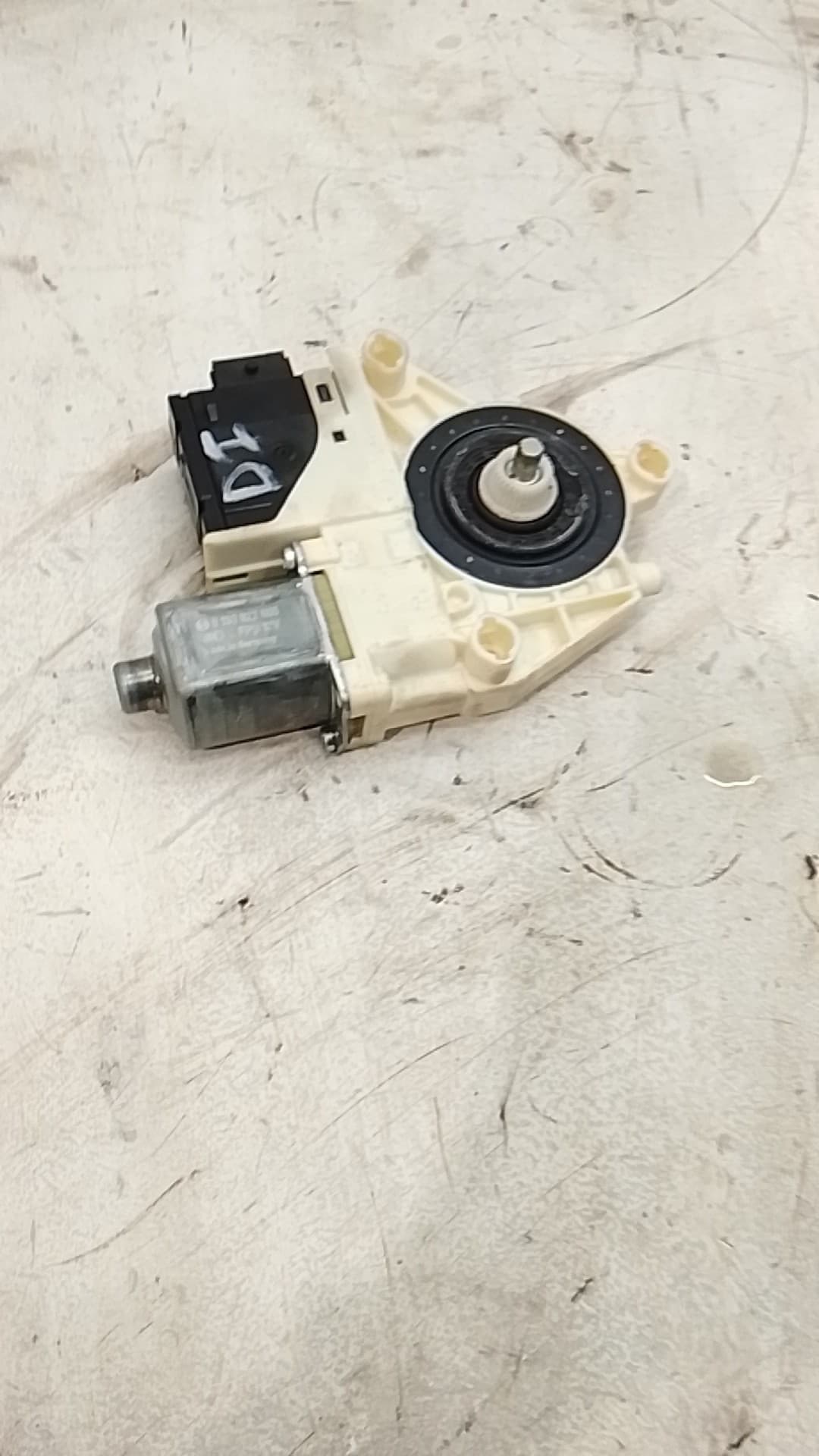 Motor elevalunas delantero izquierdo JEEP RENEGADE
