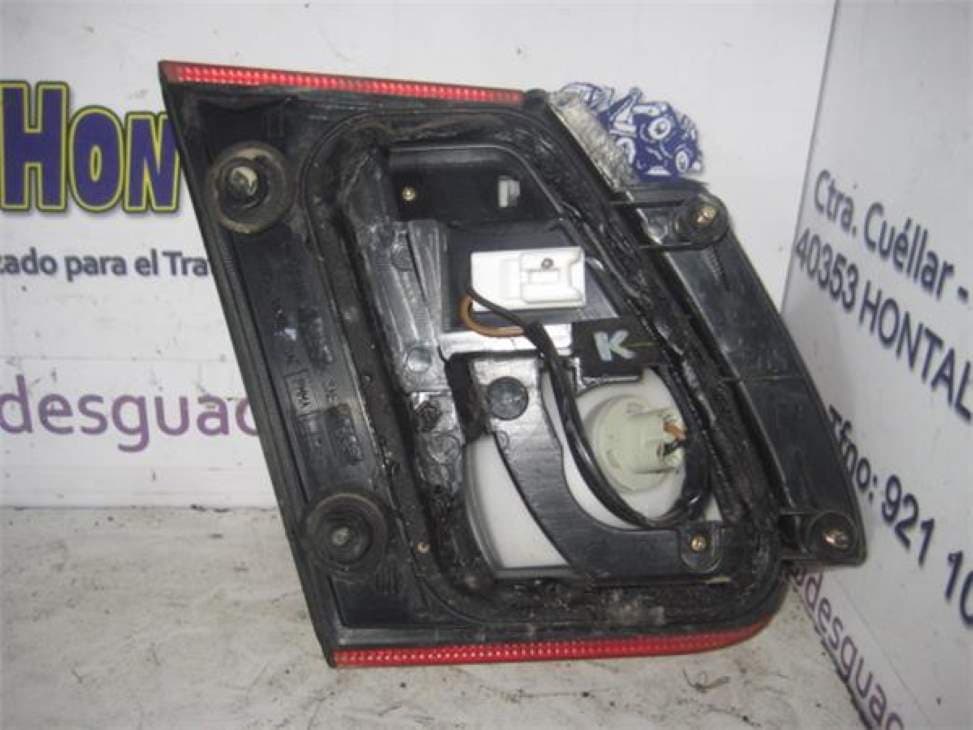 Piloto trasero derecho NISSAN ALMERA (N16/E)