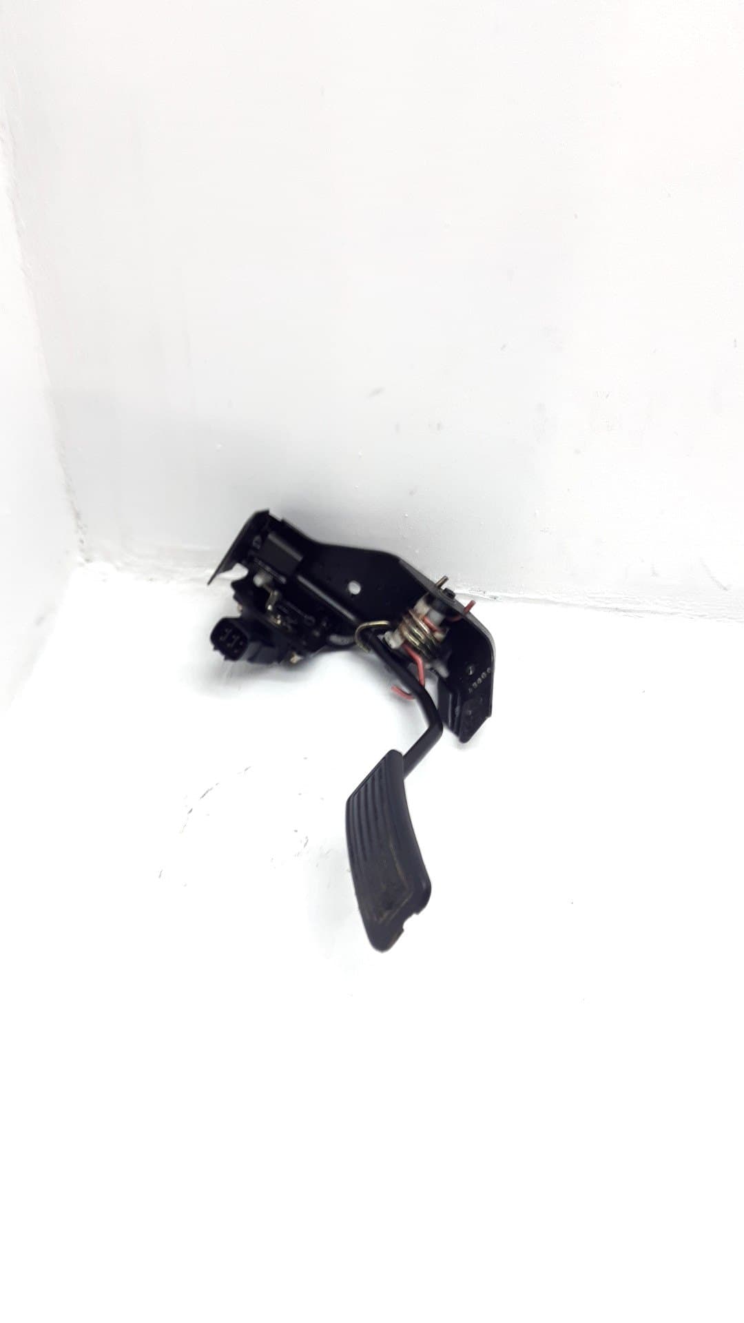 Pedal acelerador TOYOTA COROLLA (E12)