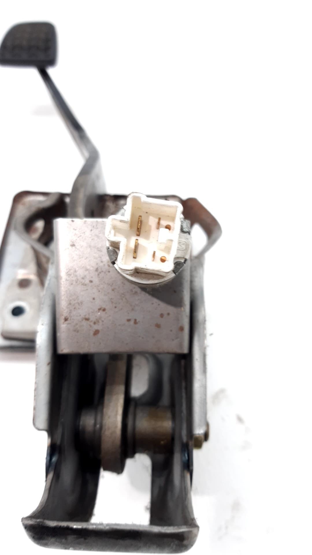 Pedal freno TOYOTA COROLLA (E12) 2